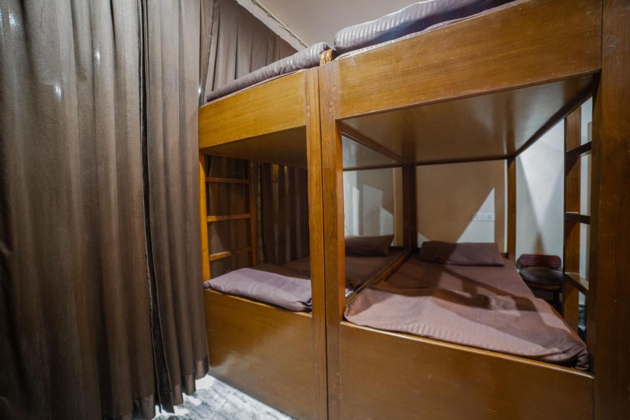 Pearl Courtyard Dormitory 瓦拉纳西 外观 照片