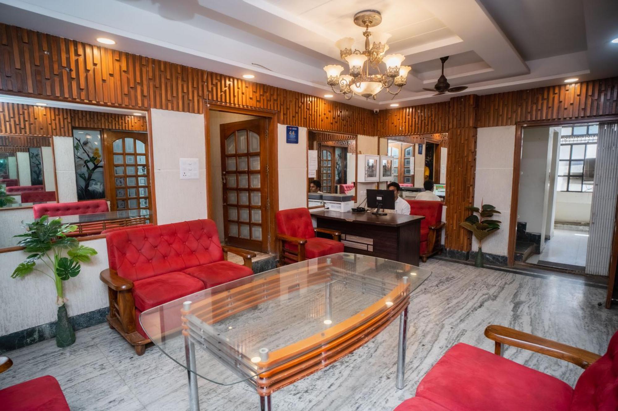Pearl Courtyard Dormitory 瓦拉纳西 外观 照片