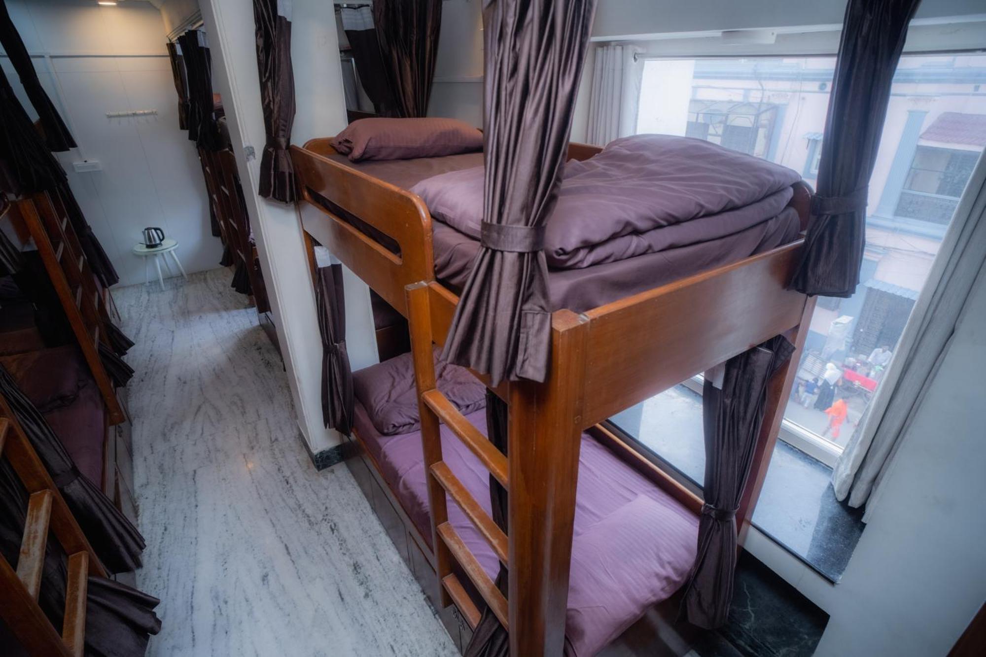 Pearl Courtyard Dormitory 瓦拉纳西 外观 照片