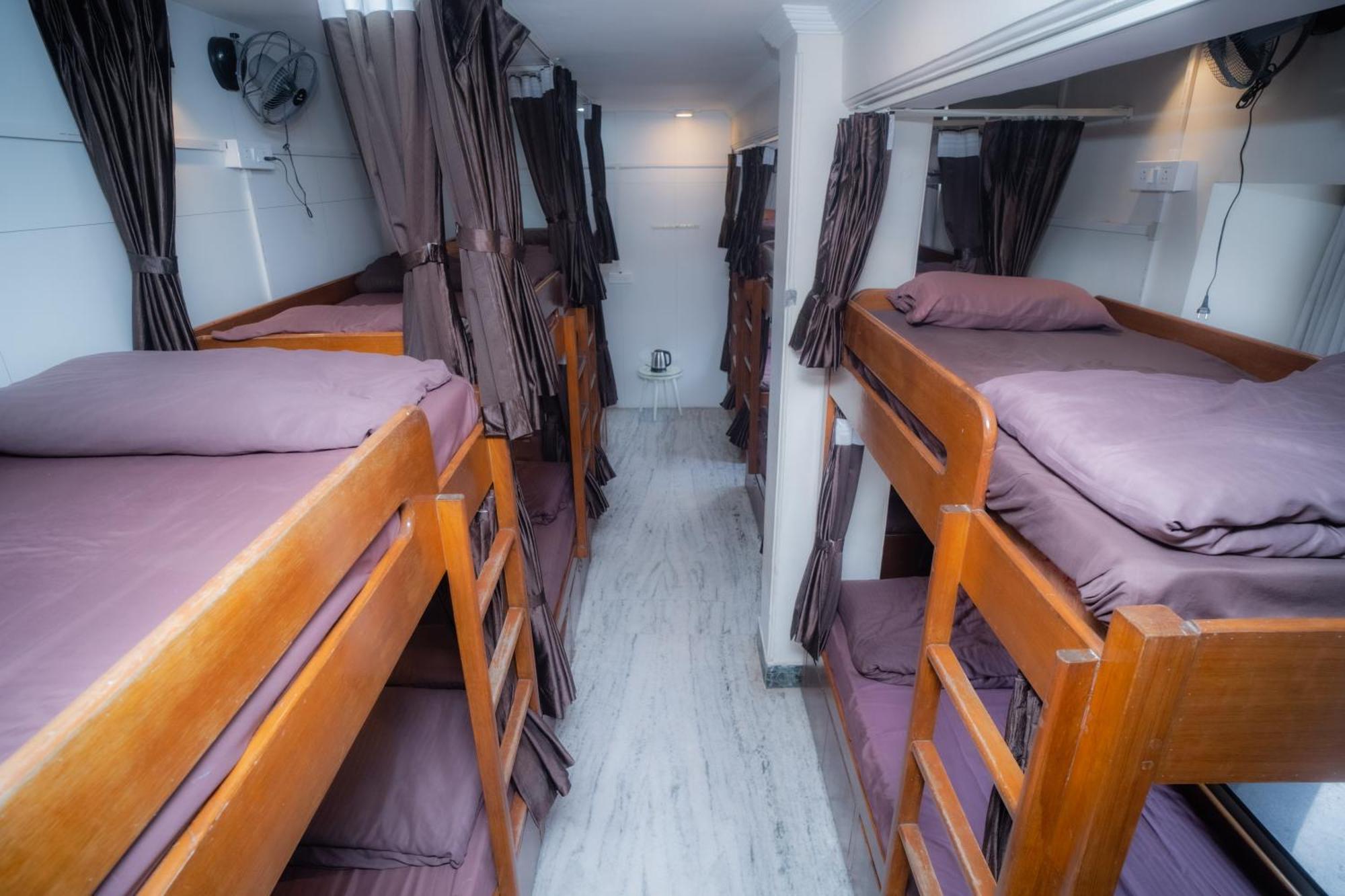 Pearl Courtyard Dormitory 瓦拉纳西 外观 照片