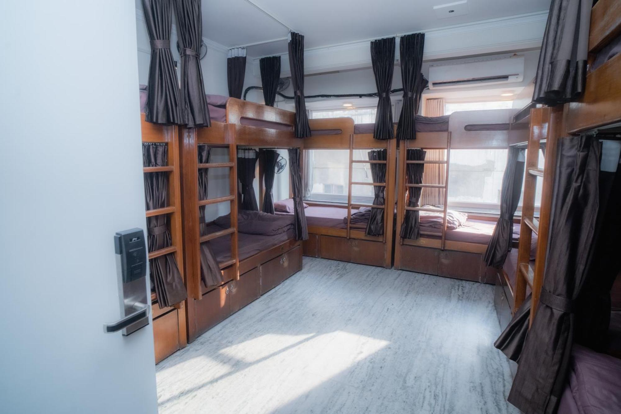 Pearl Courtyard Dormitory 瓦拉纳西 外观 照片