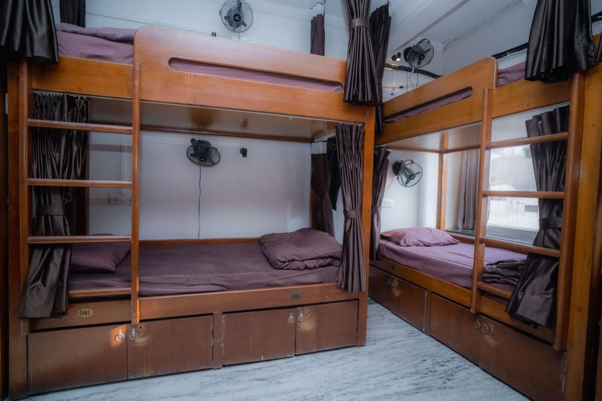 Pearl Courtyard Dormitory 瓦拉纳西 外观 照片