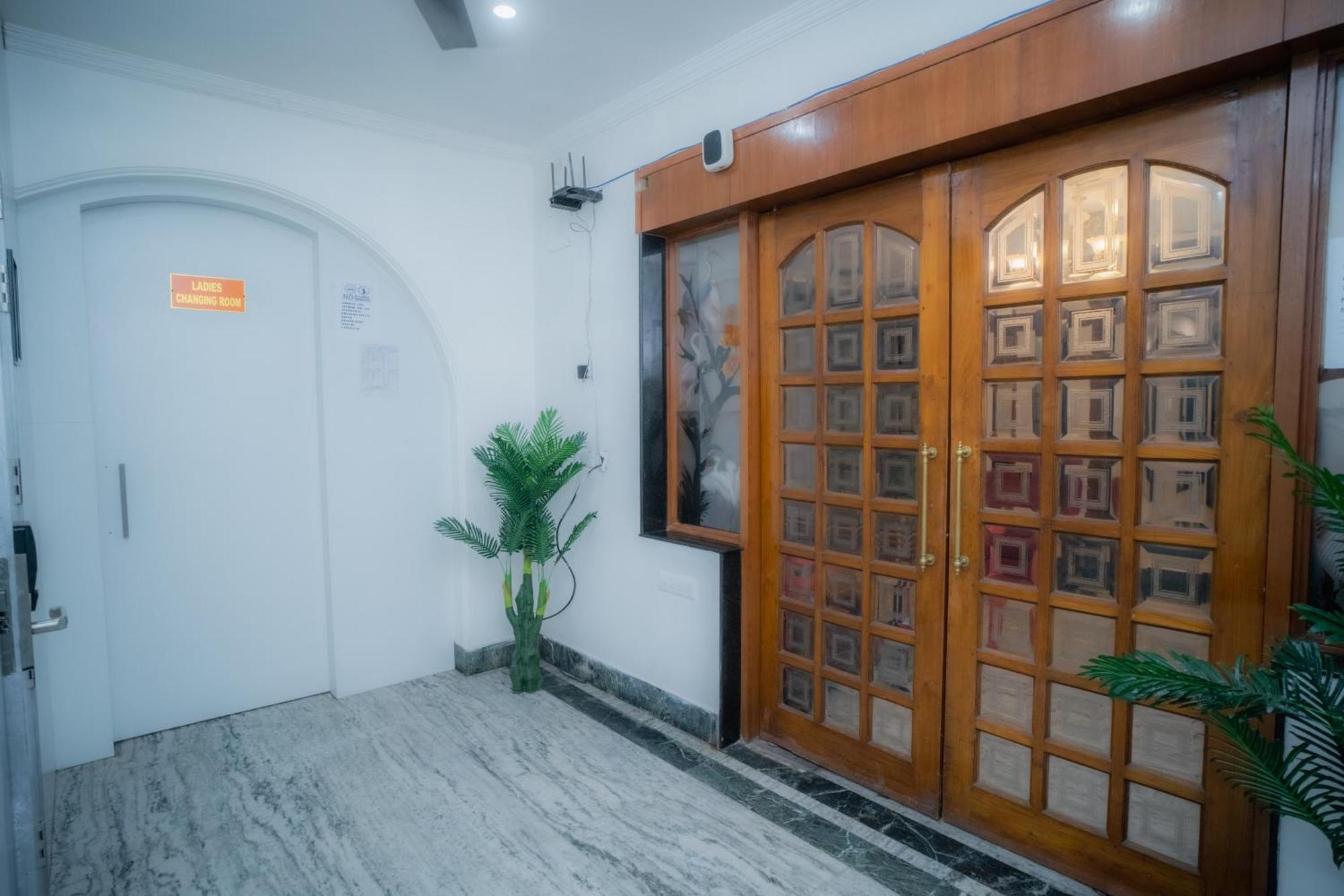Pearl Courtyard Dormitory 瓦拉纳西 外观 照片