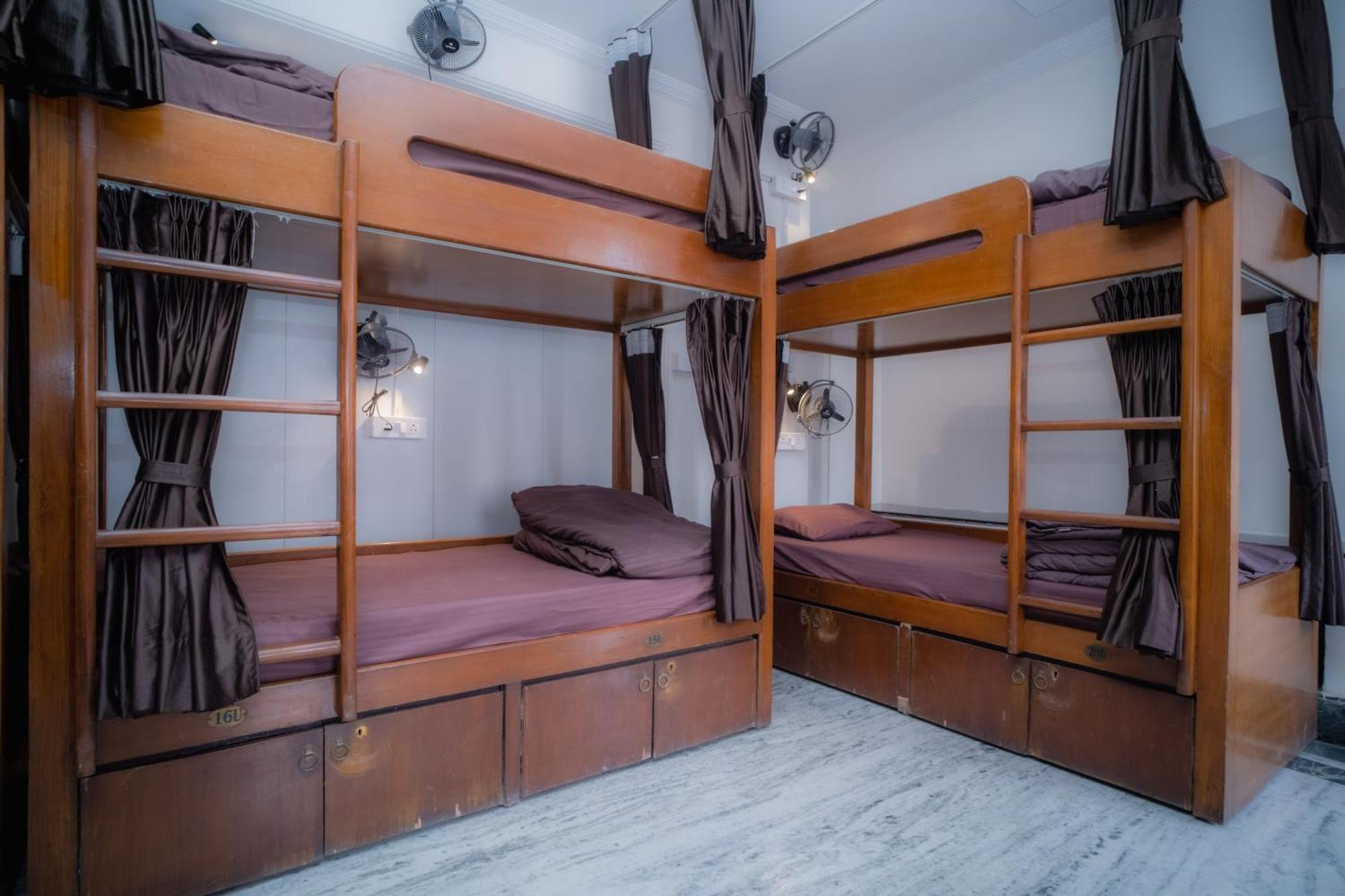 Pearl Courtyard Dormitory 瓦拉纳西 外观 照片